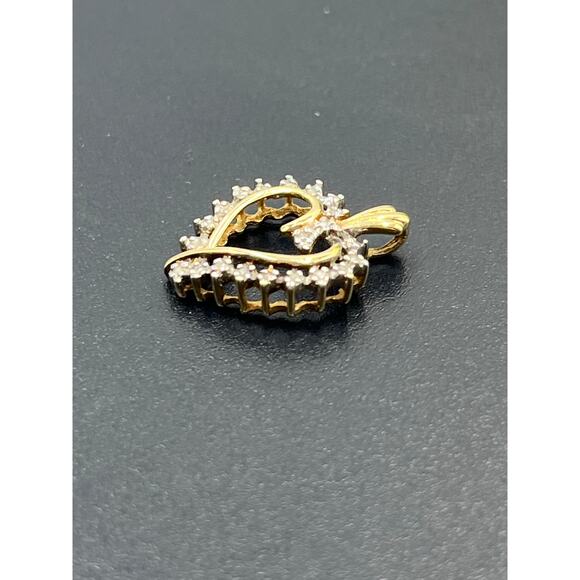 JCM Jacmel 10K Yellow Gold Diamond Accent Heart Pendant Charm Wife Mom Gift - Picture 5 of 8